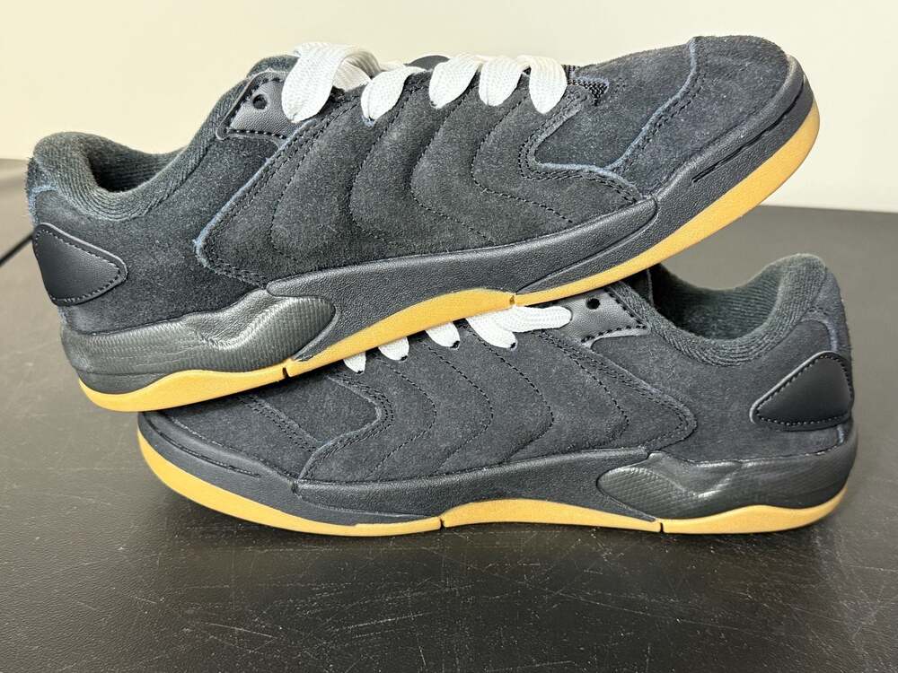 Jordan Session Black Gum Grade School IB5679-001